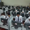 Tak Punya Komputer, Banyak SMP di Karawang Susah UNBK