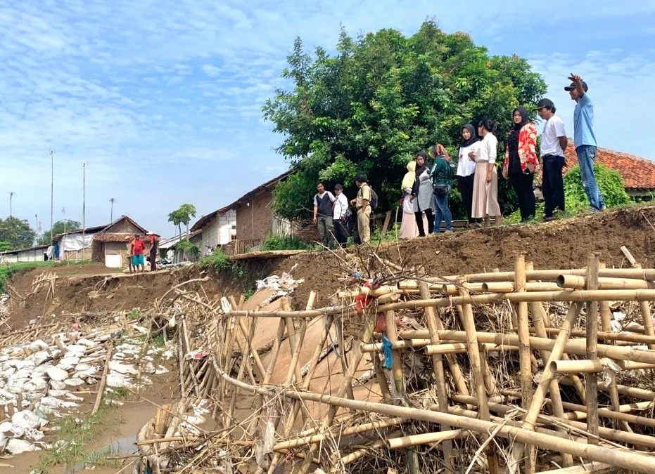 Gina Swara Dorong BBWS Perbaiki Tanggul Sungai Cilamaya