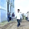 Uu Ruzhanul Tinjau Progres Pembangunan Embarkasi Haji Indramayu