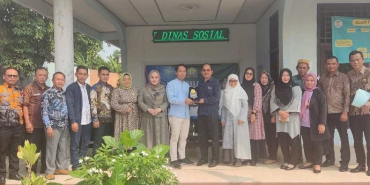 DPRD Kabupaten Karawang melakukan studi komparatif ke Dinas Sosial (Dinsos) Kota Serang, Provinsi Banten, untuk menindaklanjuti Rancangan Peraturan Daerah (Raperda) Kesejahteraan Lanjut Usia (Lansia).