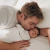 Pentingnya Peran Ayah dalam Fase Bayi Menyusui: Bagaimana Agar Papa Dapat Mendukung Proses Ini dengan Lebih Aktif? Papa Wajib Simak!