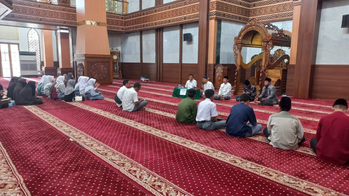 Seleksi Beasiswa Karawang Cerdas Jalur Tahfidz Quran Dilakukan di Masjid Agung