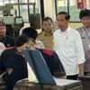 Jokowi Mau Kirim Mobil Listrik ke SMKN 1 Purwakarta