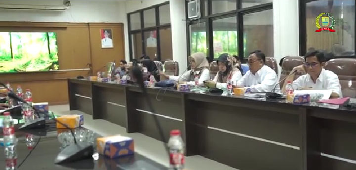 Komisi IV DPRD Karawang menerima audiensi Paguyuban Karawang Tandang (Pakarang) terkait prosedur pelaksanaan DAK fisik pada Bidang Pendidikan Tahun Anggaran 2023.
