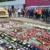 Penampakan Puluhan Ribu Botol Miras , 2 Kg Ganja Dimusnahkan