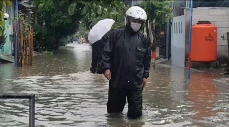 Dapur Umum Wilayah Tergenang Banjir di Kabupaten Bekasi