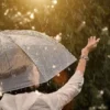 Siap Hadapi Musim Hujan? Berikut Tips Kesehatan yang Perlu Kamu Terapkan Untuk Menangkal Dampak Buruk Musim Hujan!