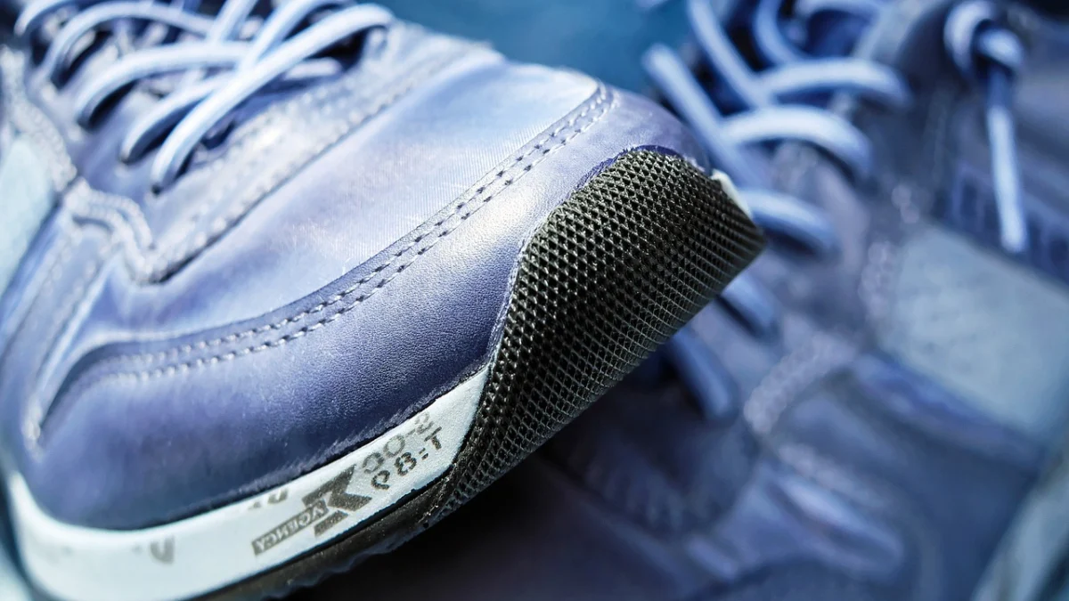 Cara Membersihkan Sepatu Lari (Pixabay/Couleur)