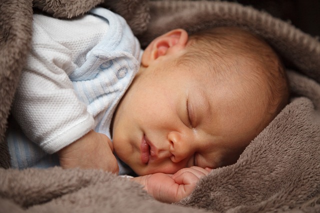 Sampai Umur Berapa Anak Boleh Menggunakan Empeng Bayi? Simak Jawabannya! (Pixabay/PublicDomainPictures)